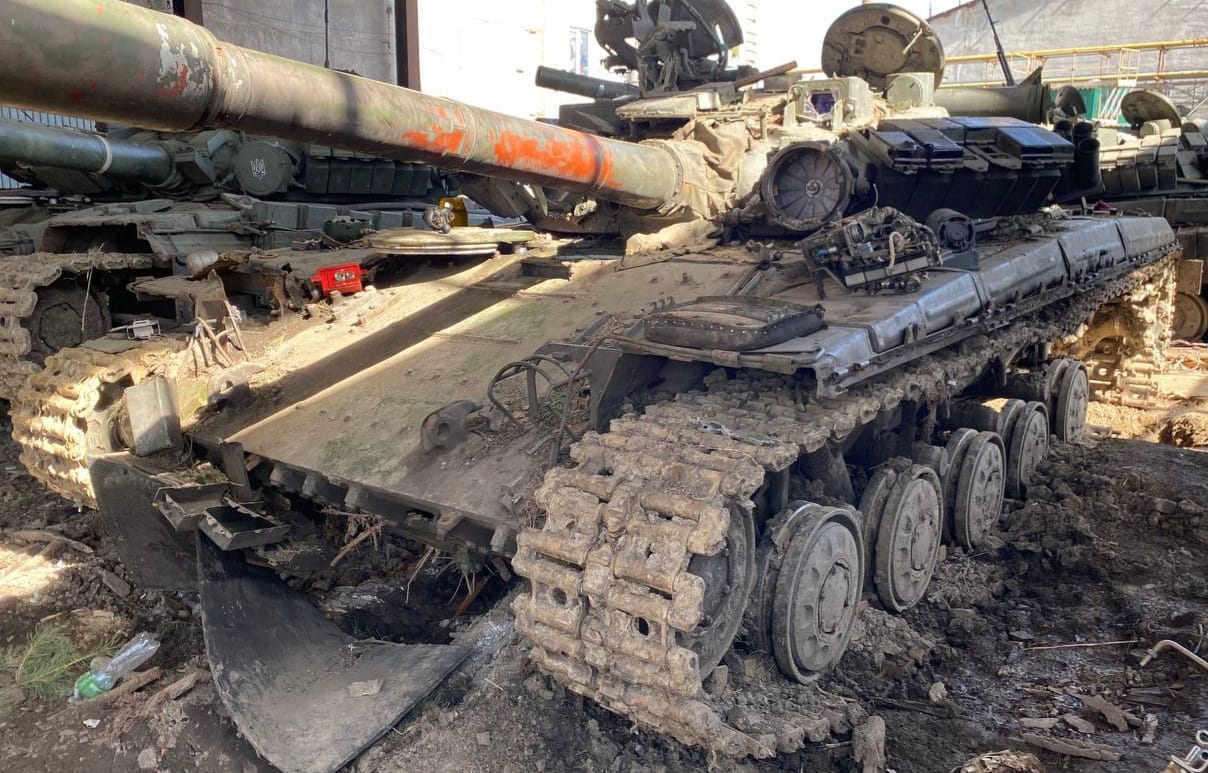 The Ukrainian National Guard claimed to have turned its back on the Ukrainian Luhansk region and destroyed the Russian T-64BV main battle tank.Photo: Flip through Мілітарний Facebook