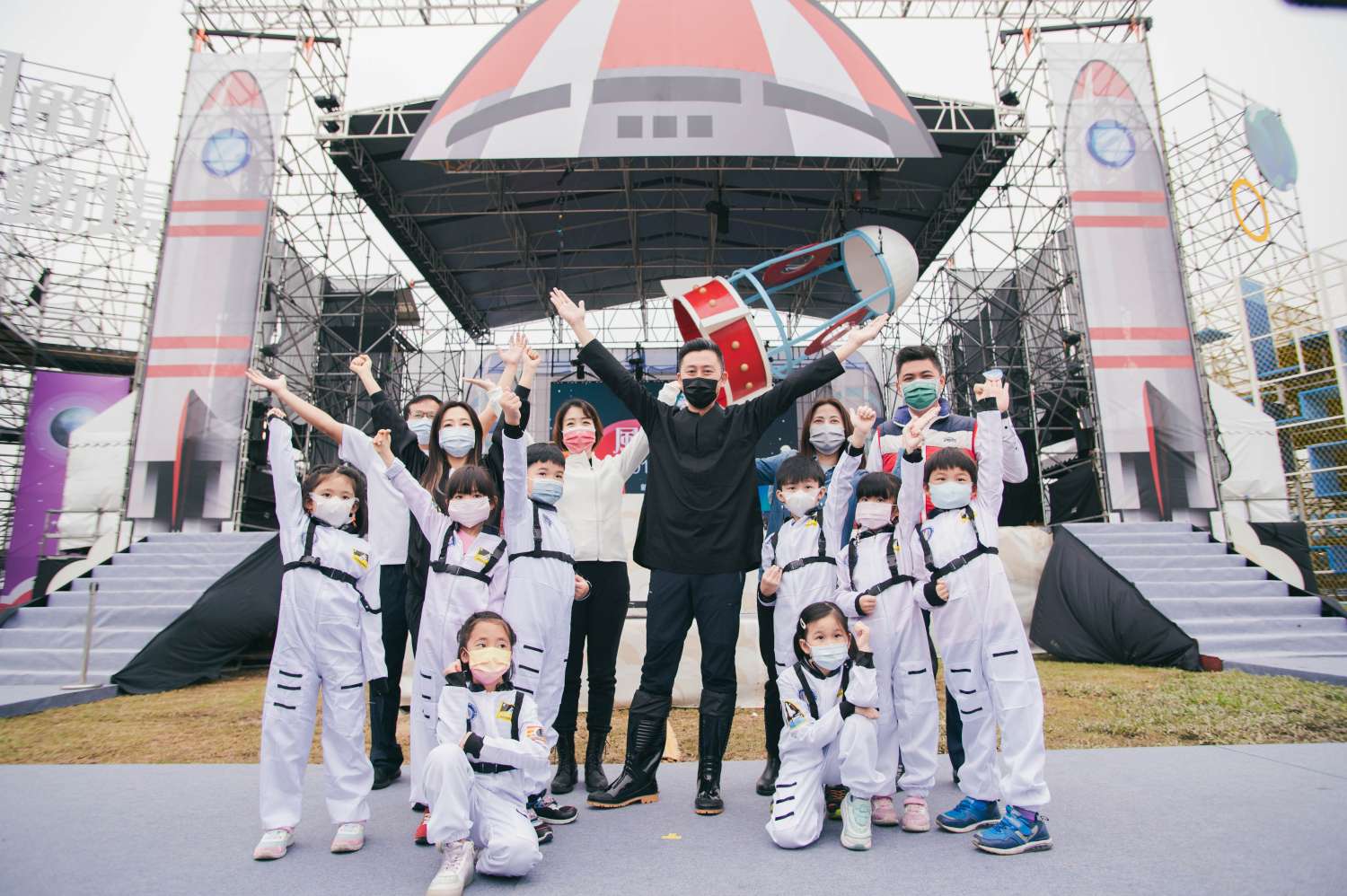 新竹兒藝節回來了！左岸打造夢幻宇宙基地 林智堅喊話要家長「多留幾天」