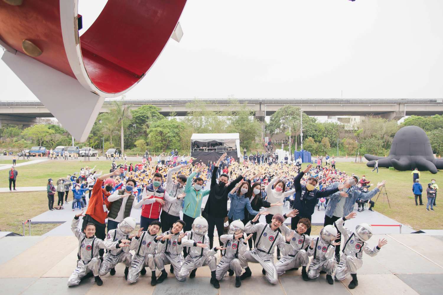 新竹兒藝節回來了！左岸打造夢幻宇宙基地 林智堅喊話要家長「多留幾天」