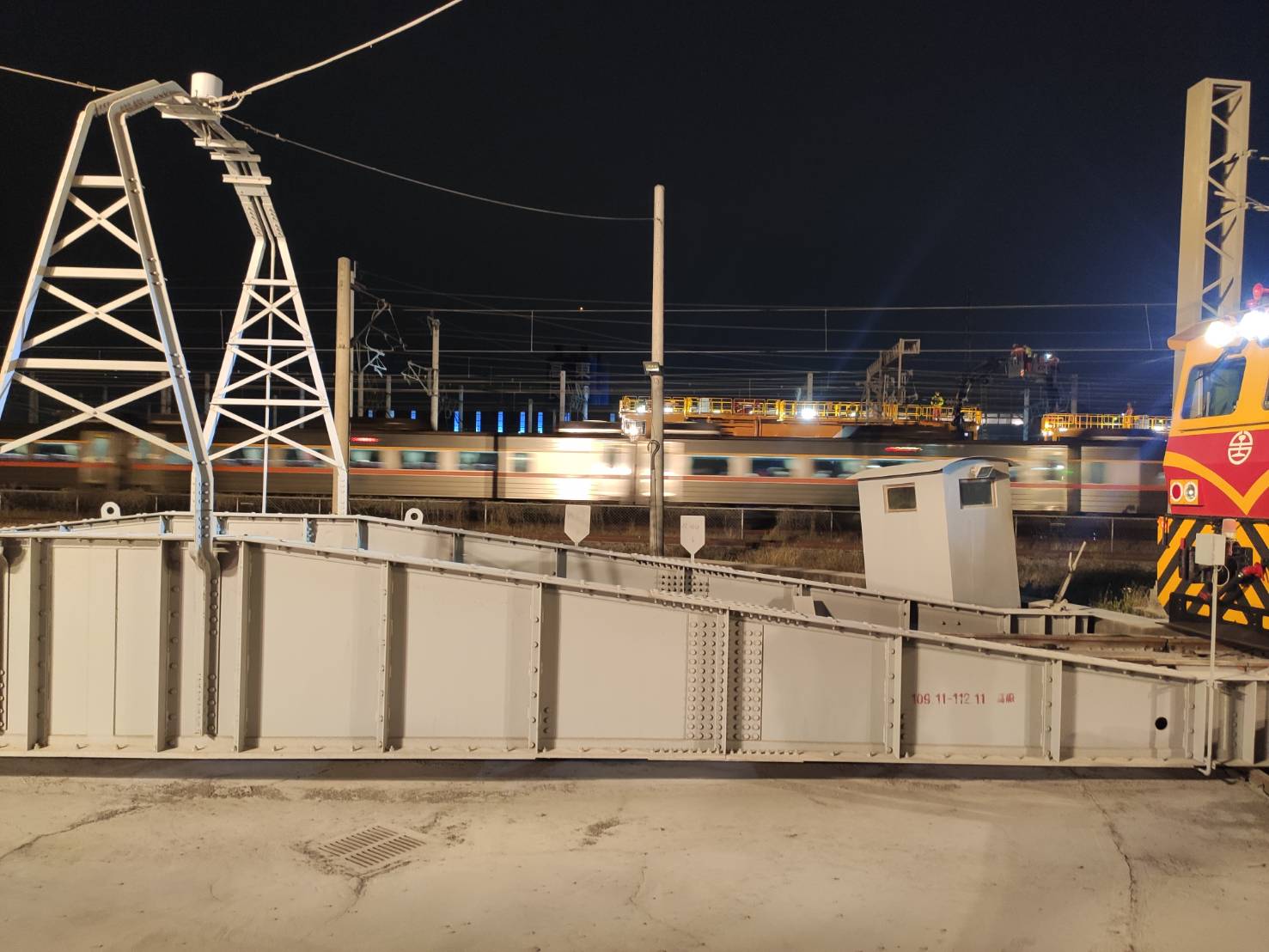 電力恢復台鐵通車  高市府宣布前進指揮中心解散