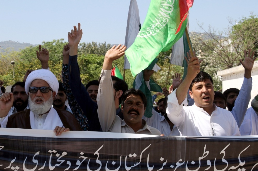 巴基斯坦民眾集會抗議美國干涉巴國內政。   圖 : 翻攝自環球網