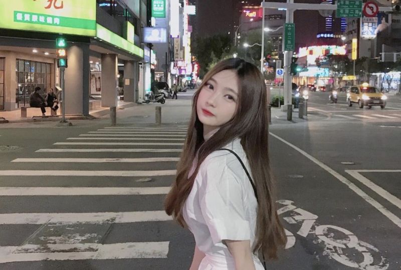 廖老大兒子正妹女友曝！遭起底整形