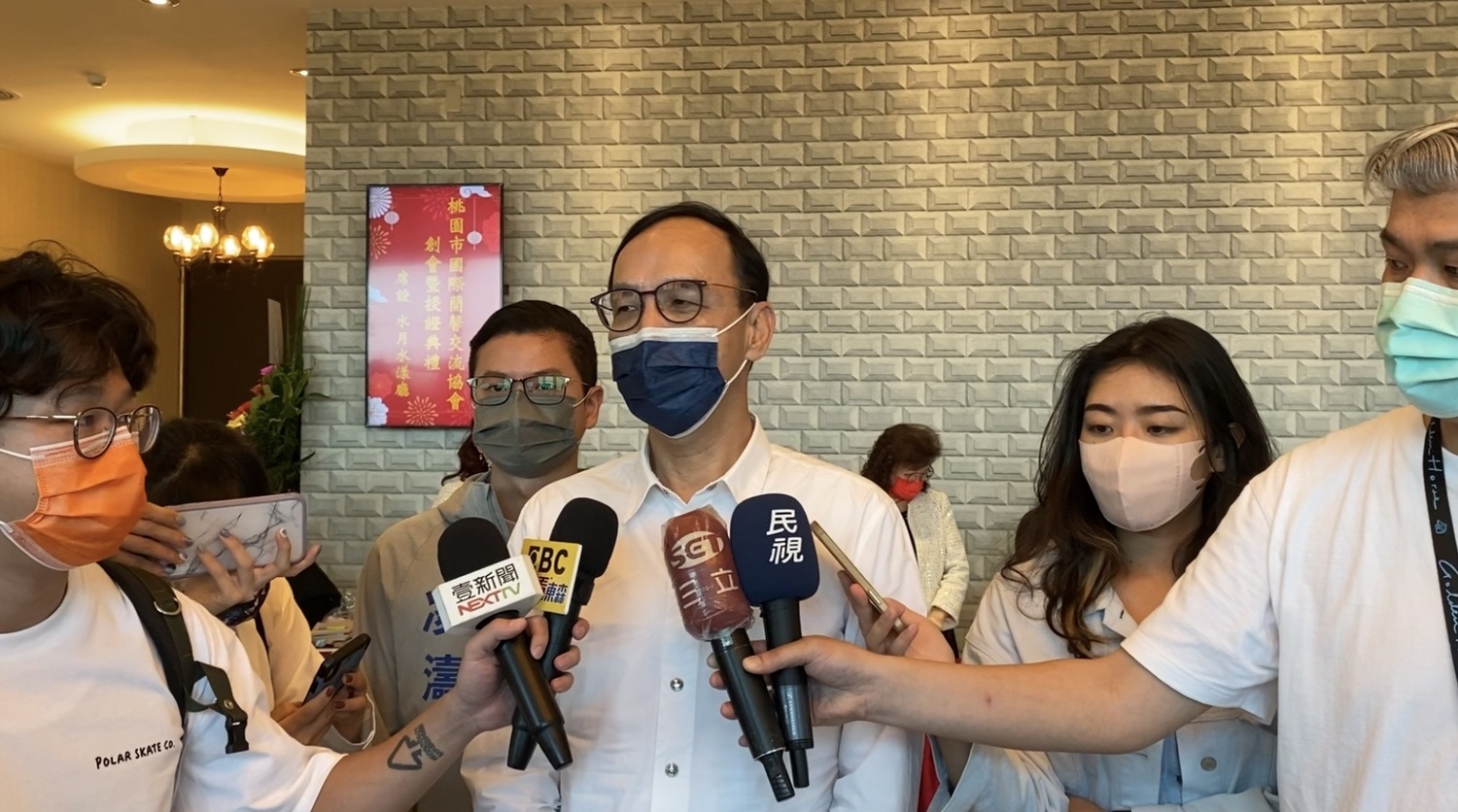 羅智強出席活動避同台？朱立倫這樣說