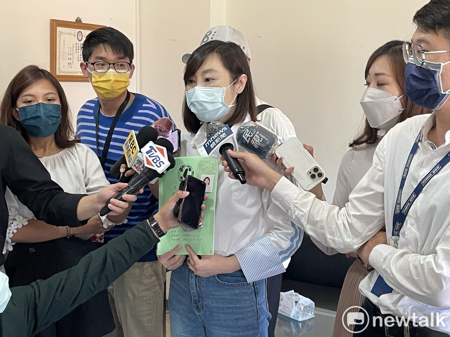 非英系挺選民進黨北市黨部主委？顏聖冠：感謝很多不同朋友支持