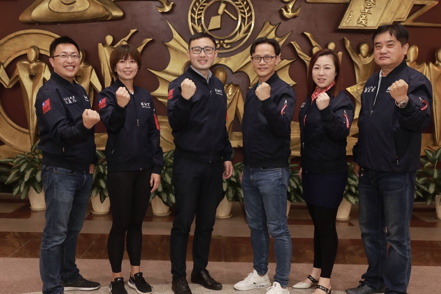 新北議會國民黨團交接 新任幹部展現新氣象