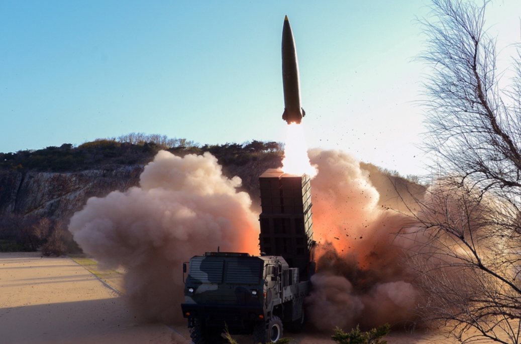 金正恩視導新型導彈試射  宣稱能提升戰術核武效能