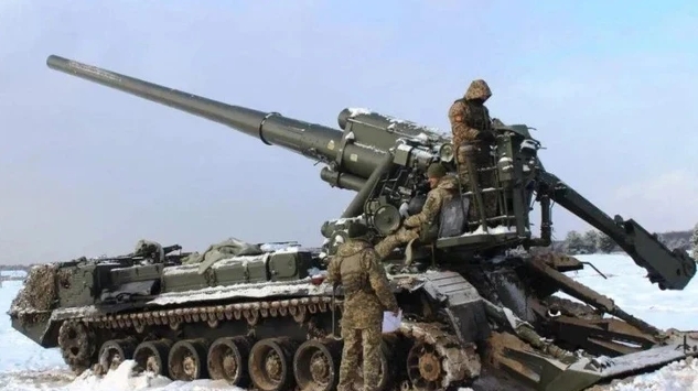 Soldiers of the Ukrainian Combined Arms Regiment operate self-propelled guns.Figure: Retrieved from Tencent.com