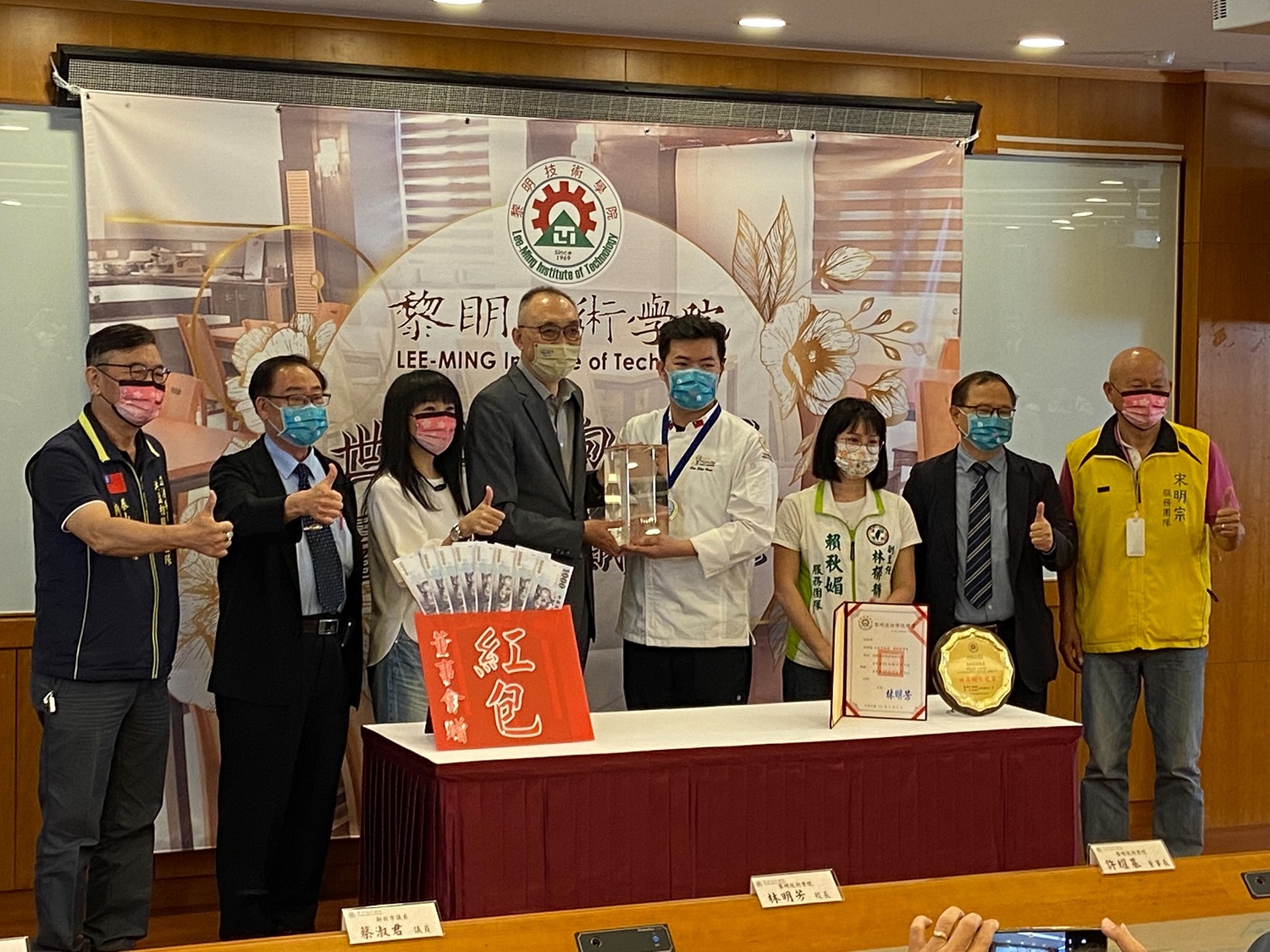 世界麵包冠軍  黎明技術學院徐紹桓成為台灣技職之光