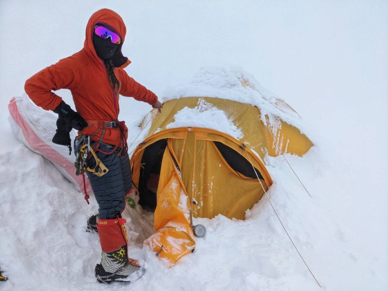 詹喬愉（三條魚）無氧登頂世界第七高峰道拉吉利峰－Dhaulagiri（海拔8,167公尺)。   圖／彥恩國季提供