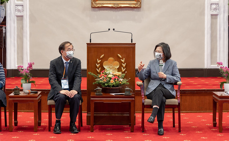 蔡英文總統今（16）日接見「亞洲台灣商會聯合總會第29屆回國訪問團」。   圖：總統府提供
