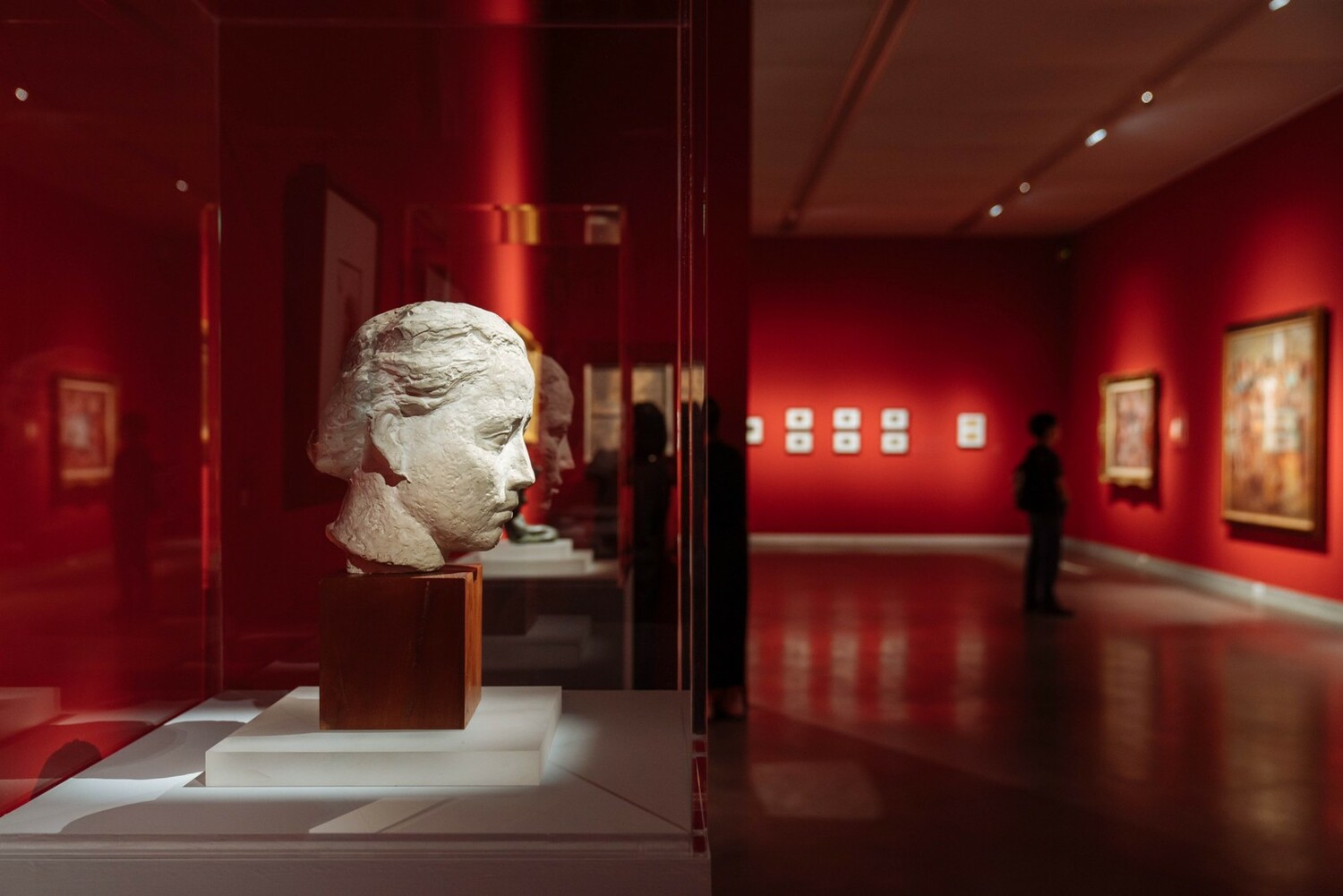 高美館收藏藝術家黃清呈所作〈頭像〉。   圖：高美館提供