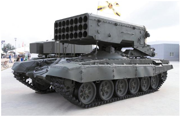 俄軍TOS-2 系統用於哈爾科夫方向，被用來襲擊烏克蘭武裝部隊和外國雇傭軍的陣地。 圖 : 翻攝自KKNews