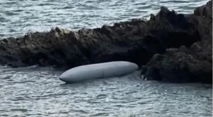 沖繩海岸出現「這個」神秘漂浮物 陸媒：暴露美軍航母3個新動向
