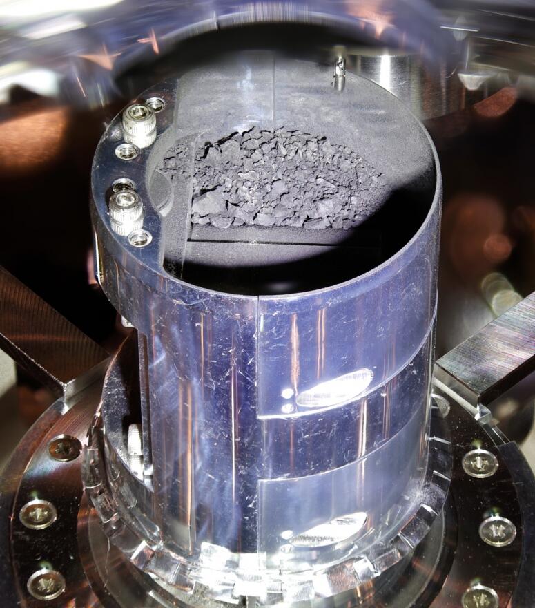 地球外首次確認「生命之源」！ 日本從小行星樣本中發現20多種氨基酸