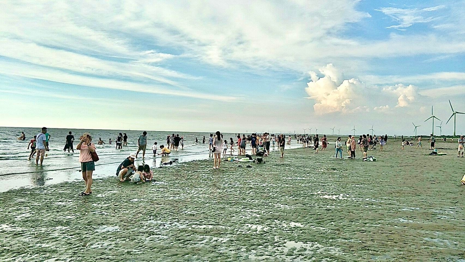 氣候變遷導致台灣海岸線不斷退縮，連帶大安沙灘面積銳減。   台中市政府觀旅局/提供