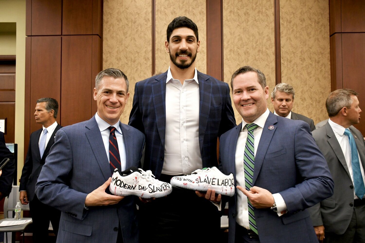 NBA球星坎特預定11月訪台 盼會面總統蔡英文