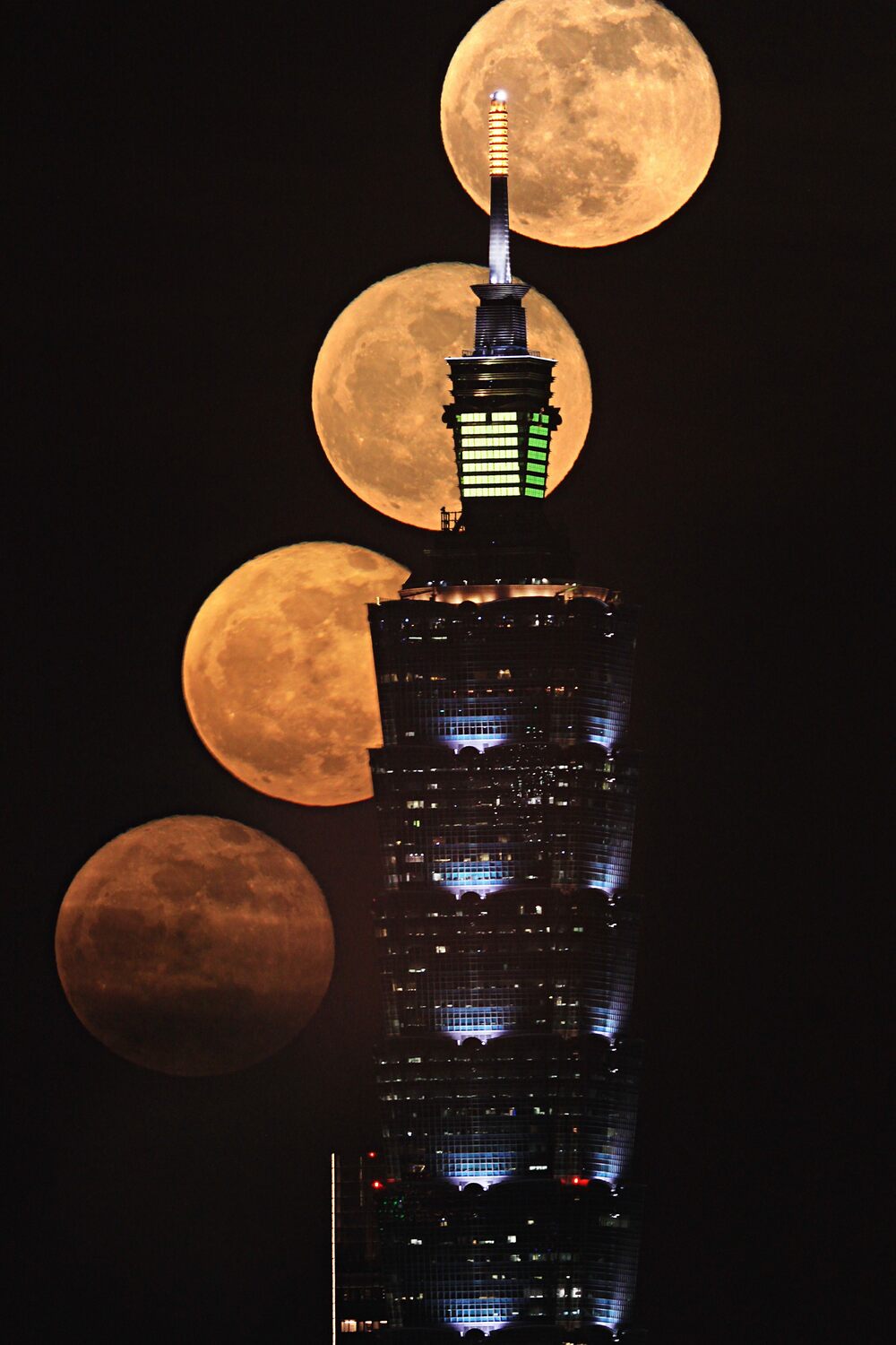 下週二（6/14）傍晚，「超級滿月」將登場。   圖：台北市天文館/提供