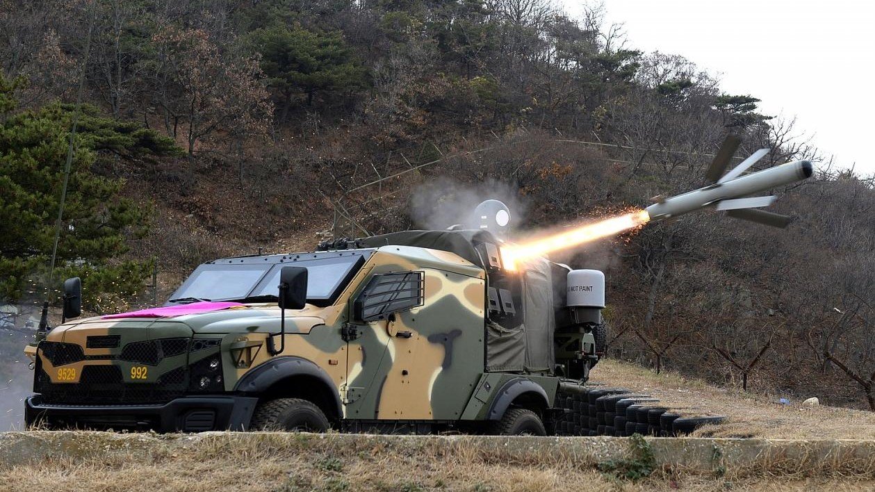 以色列推新版「長釘 NLOS」 傳能「中途換手」變更攻擊目標