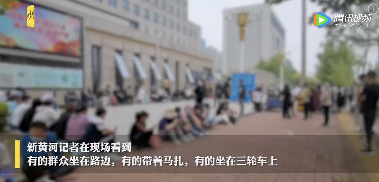 包青天來啦! 罕見「異地辦案」除弊 唐山警局外數百人排隊 民眾4小時等嘸人