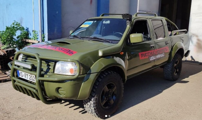 貨卡變戰車！「Car4Ukraine」 他們用自己的方式為烏克蘭而戰