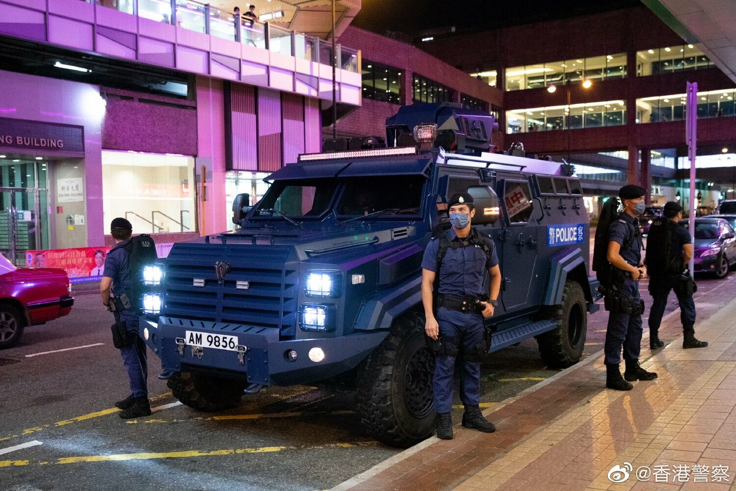 習近平「七一」將訪港 港警首度出動「劍齒虎」裝甲車巡邏