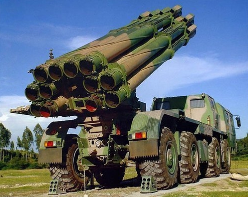 中國解放軍PHL-3 型多管火箭已被部署到中印邊界。 圖 : 翻攝自中國國防部