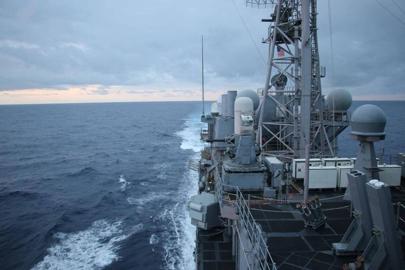美國海軍第7艦隊提康德羅加級飛彈巡洋艦「皇家港號(USS Port Royal CG-73)」，5月10日通過台灣海峽。   圖：翻攝美國海軍第7艦隊官網
