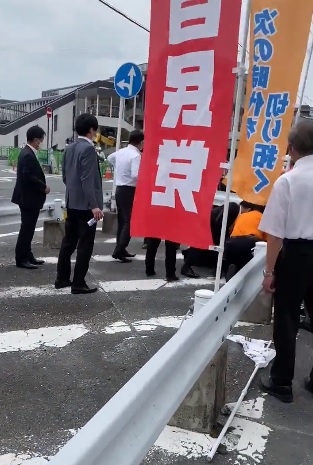 快訊》安倍晉三中彈失去意識 現場畫面曝光流傳