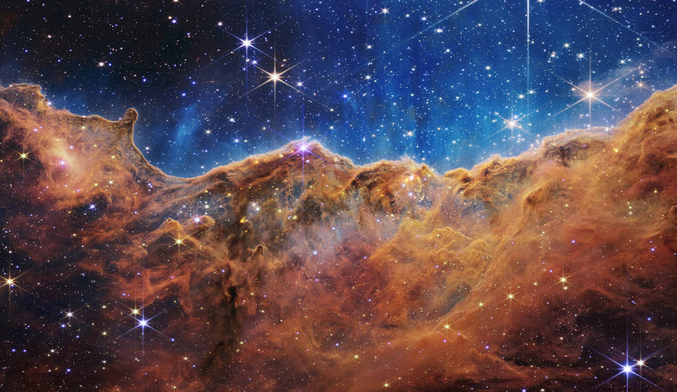 NASA公布韋伯望遠鏡絕美星雲圖 為什麼每顆星星都是8條光柱？