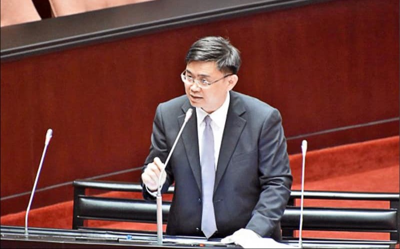 民進黨高市立委初選領表首日  賴瑞隆、劉世芳搶先完成登記 | 政治 |