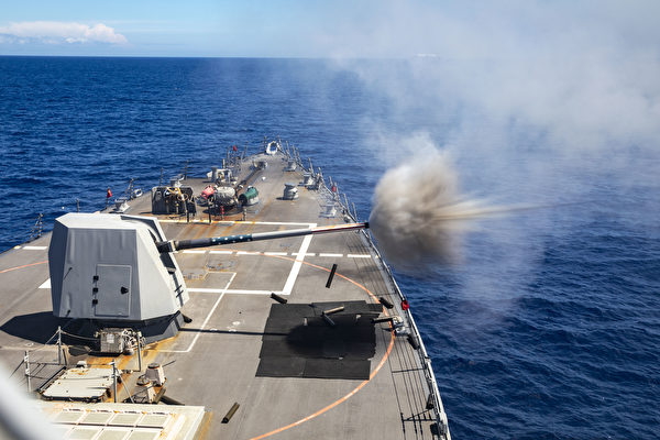 護衛裴洛西訪台 美國外弛內張 4偵察機 1 驅逐艦就近「保駕護航」