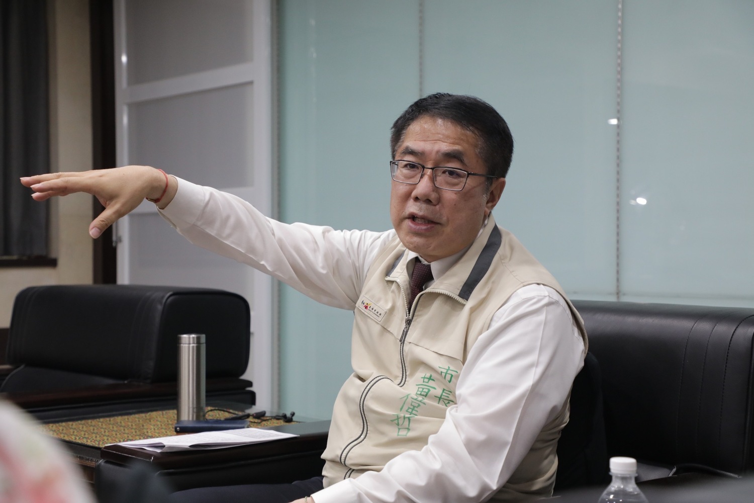 台南市長黃偉哲接受新頭殼專訪。 圖：台南市政府提供