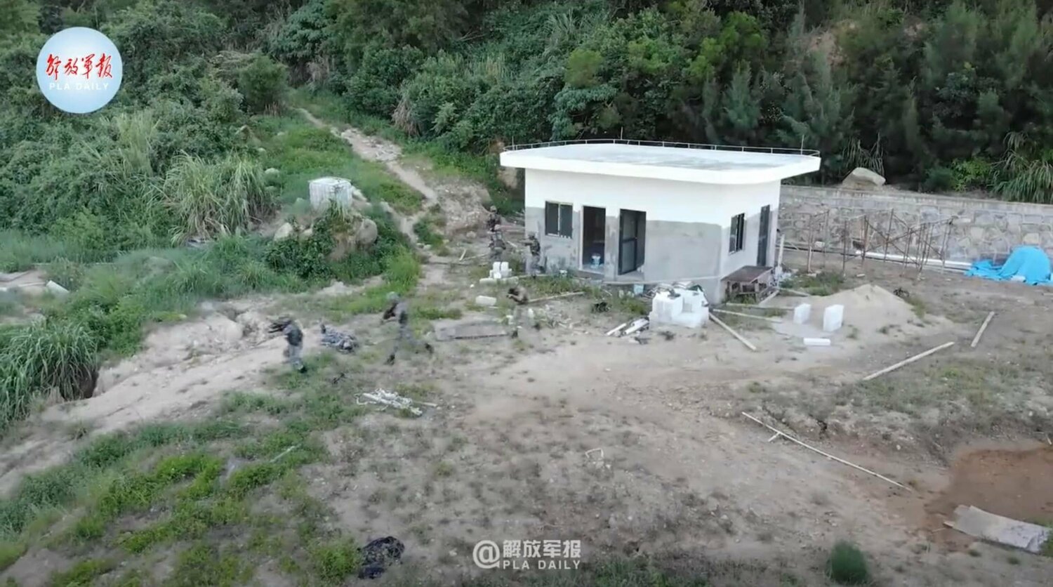 「演」很大？！軍事專家看解放軍特戰兵搶灘登陸提「20處」離譜錯誤
