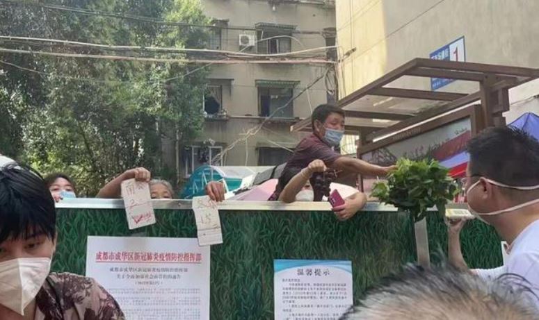 封城恐懼又來了？ 成都＋37例 超市就遭搶購一空