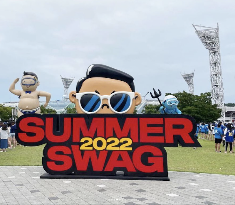 PSY「濕身秀」演唱會出事 因溼滑工作人員從15公尺摔下送醫不治