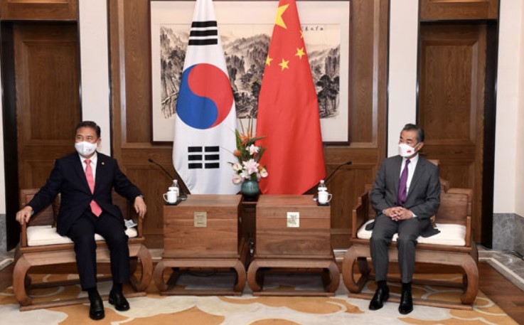 中韓外長會晤談裴洛西訪台 韓提「薩德三不」 還談晶片問題