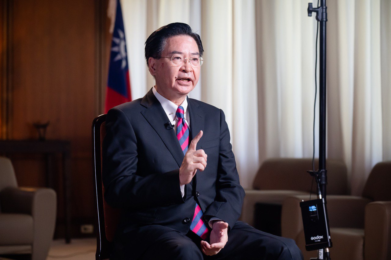 外交部長吳釗燮受訪表示，中國無權干涉台灣和誰做朋友，也無權干涉他國與台灣來往的意願。   圖：翻攝自外交部官網