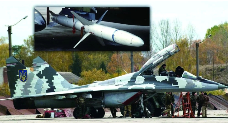 摧毀俄羅斯的砲兵，此輪提供的「掃描鷹」無人機和 AGM-88 高速反輻射導彈，將能讓烏軍在以砲兵為重點的戰鬥中瞄準並摧毀俄羅斯雷達。   圖 : 翻攝自海外網