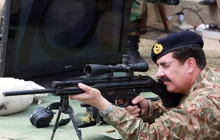 巴基斯坦狙擊手持用DMR MK1 精確射手步槍。   圖 : 翻攝自9900.com.tw