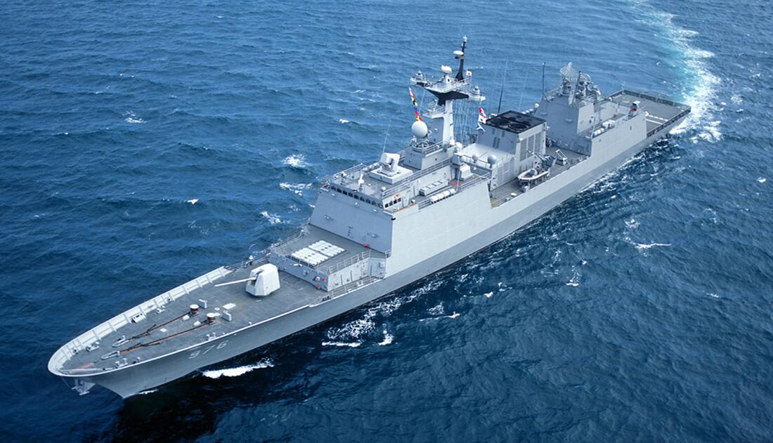 南韓海軍在「環太平洋聯合軍事演習」期間共射了兩枚SM-2，命中率僅50%。2008年至今已經出現9次（11枚）未命中的情況，軍方則稱該飛彈存在缺陷。（圖為「文武大王號」驅逐艦）   圖：擷自「環球網」