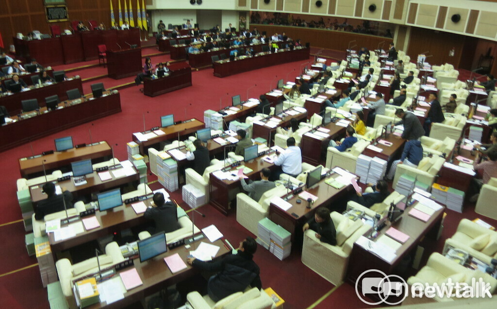 蔣市府曝綠議員索資排名遭轟 議長:應避免無謂政治聯想
