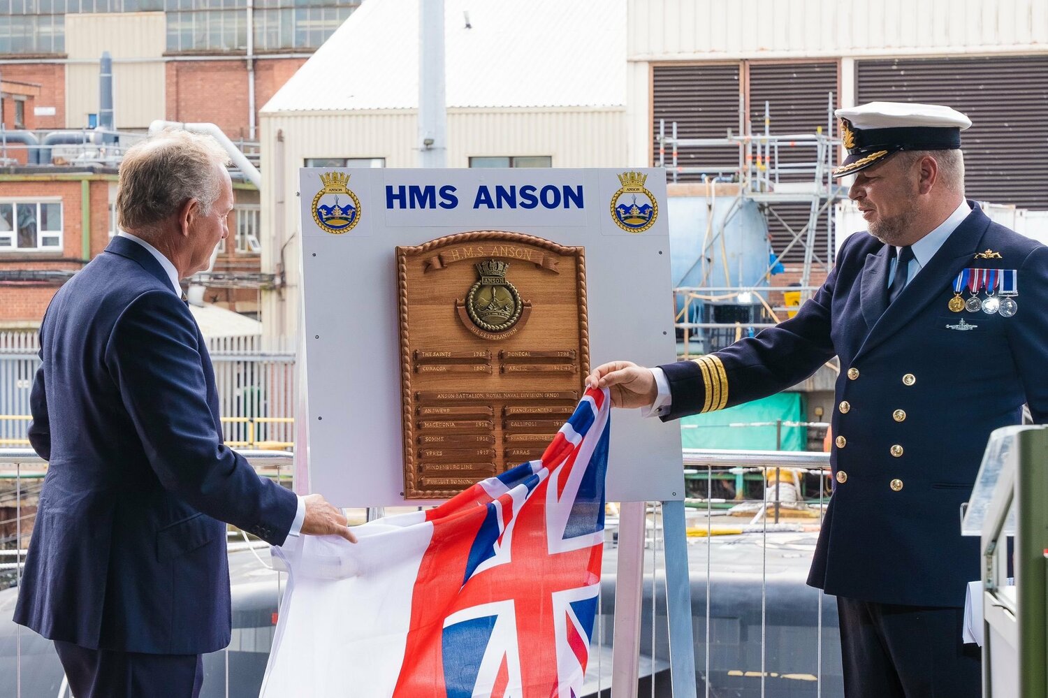 英國皇家海軍最新的「安生號」核動力潛艇下水。   圖：翻攝自UK Royal Navy網頁