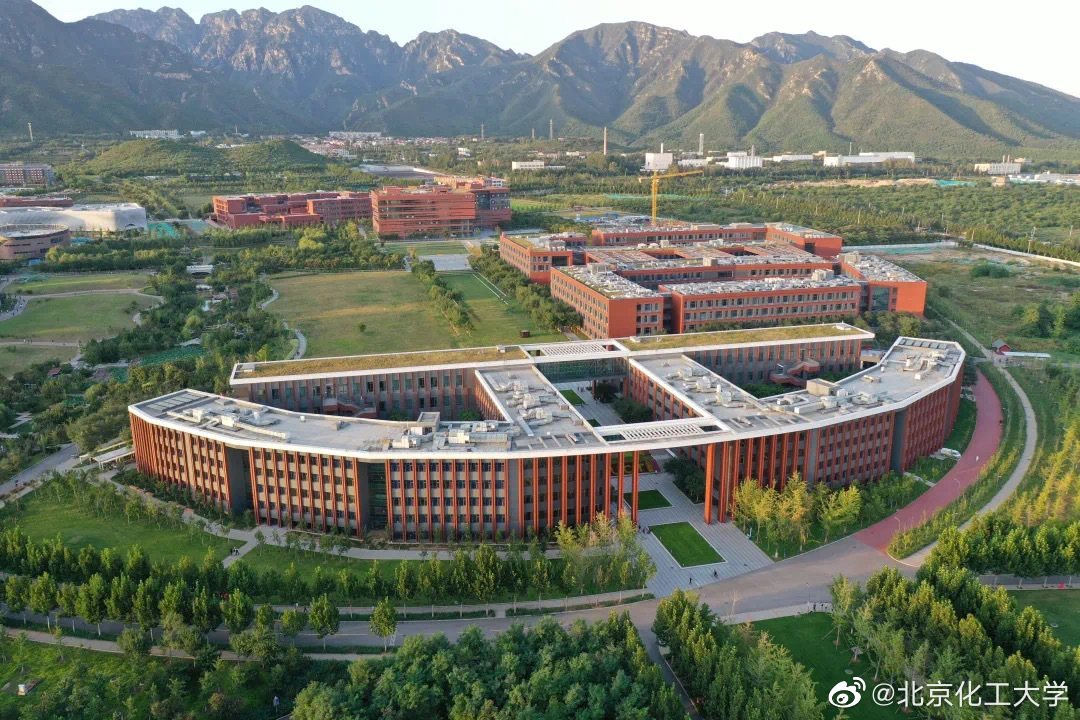 北京化工大學爆出校內群聚感染。 圖 : 翻攝自微博 北京化工大學爆出校內群聚感染。 圖 : 翻攝自微博