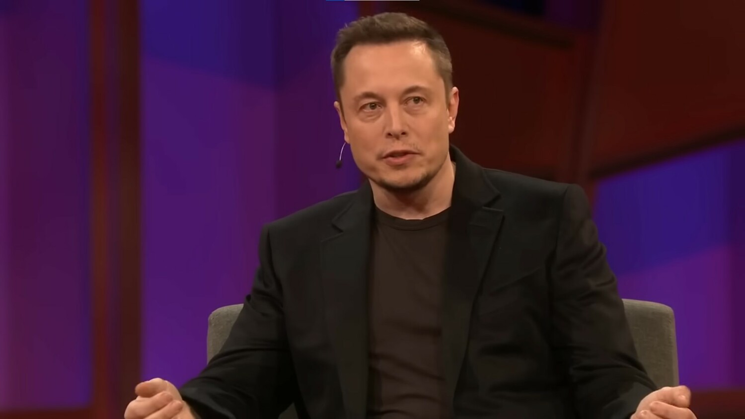 馬斯克（Elon Musk）將出任推特執行長（CEO）一職，卻要大動作裁員。   圖：翻攝自《TED》採訪影片(資料照)