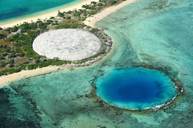 位於馬紹爾群島的核廢料掩埋場，當地區民稱之為「墳墓」。 圖 : 翻攝自新浪網
