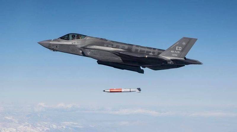 美國空軍F-35投擲「B61-12」戰術核彈測試。 圖：翻攝US AIR FORCE（資料照） 