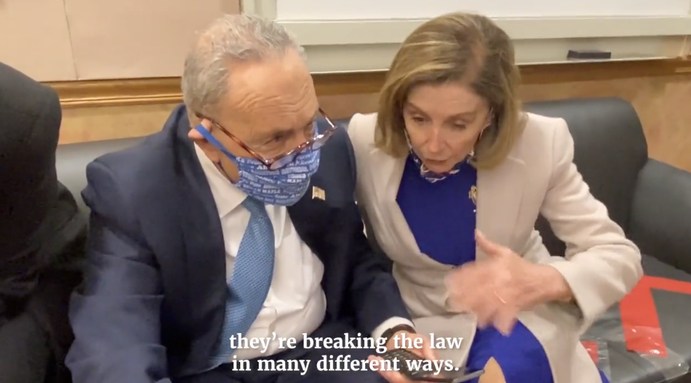 眾議院議長裴洛西（Nancy Pelosi）與查克·舒默（ Chuck Schumer ）正與司法部長通話，要求政府有所作為。   圖：翻攝January 6th Committee推特