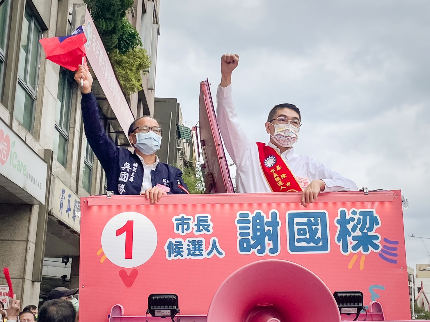 謝國樑當時參選基隆市長時，推出免費提供就業青年電動機車政策。 圖：謝國樑競選辦公室/提供（資料照） 