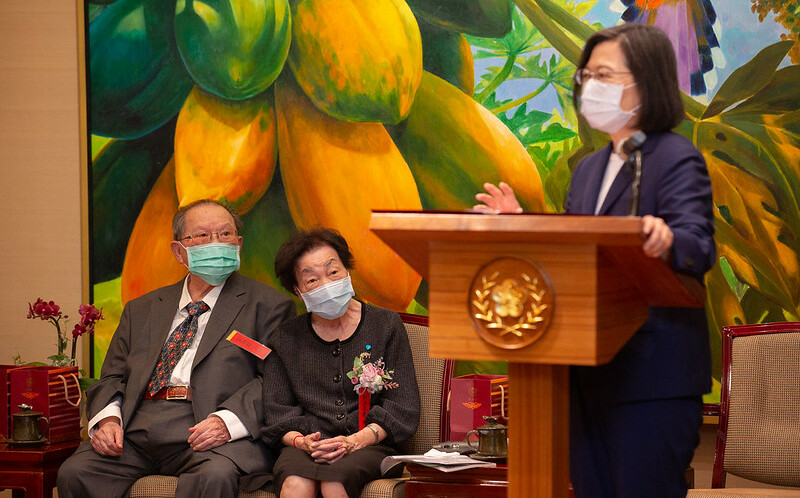 接見醫療奉獻獎得獎人 總統：繼續攜手提升台灣醫療能量 | 政治 | Ne