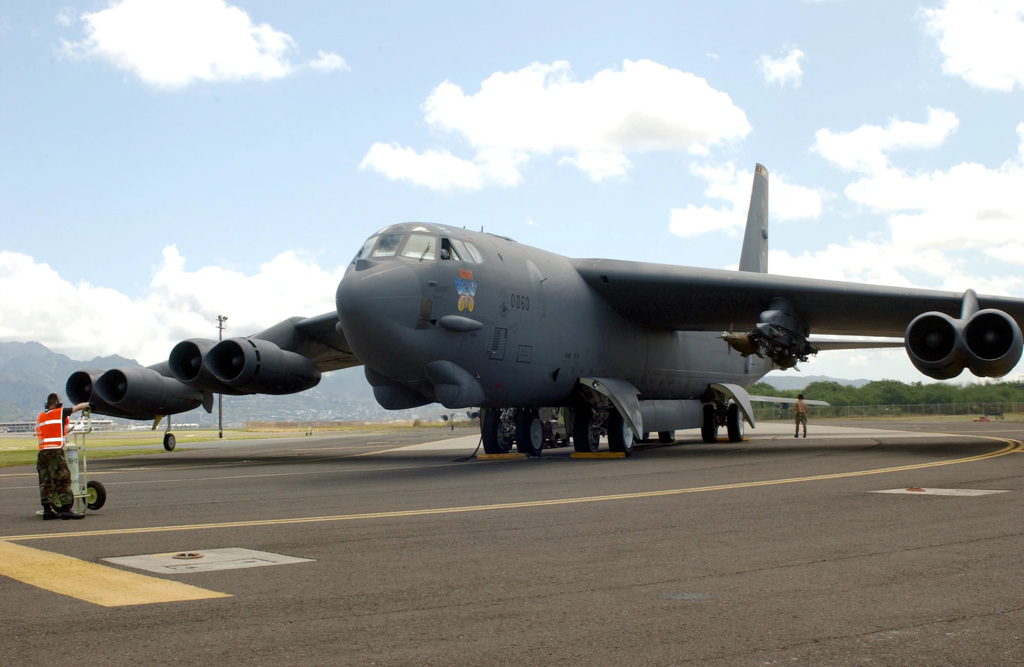 圖為現役的B-52H，平均壽命已達到 60 歲。   圖: 翻攝自美國空軍